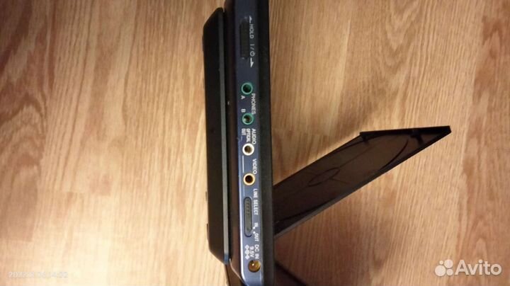 Портативный видеопроигрыватель