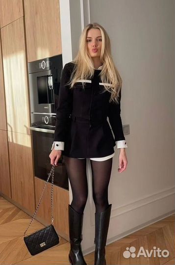Костюм женский с юбкой