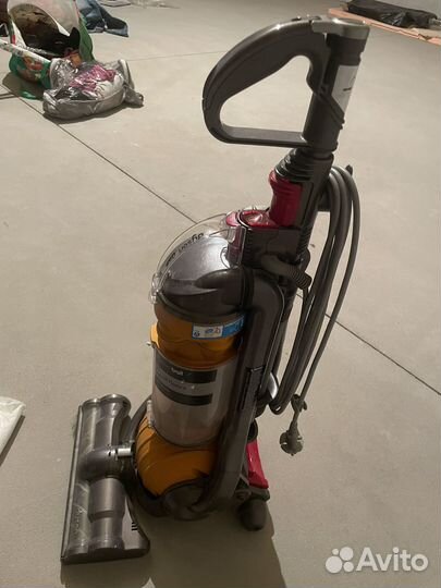 Пылесос дайсон