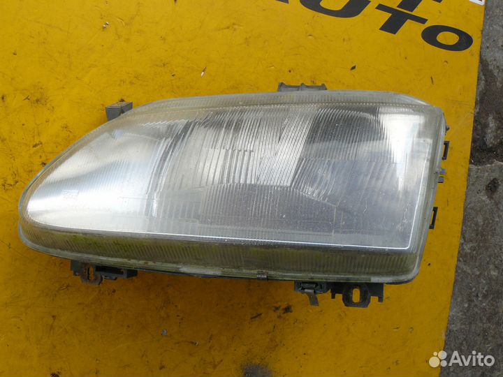 Фара левая для Renault Scenic Megane 1