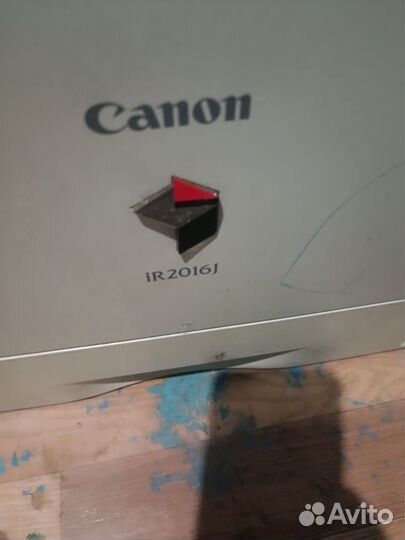 Продаю копировальный аппарат canon ir2016j