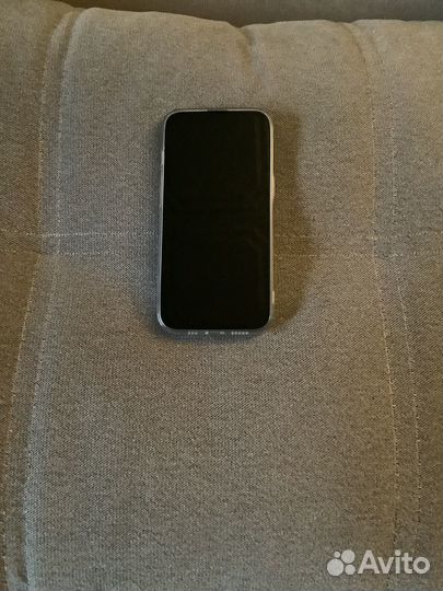 Чехол для iPhone 13