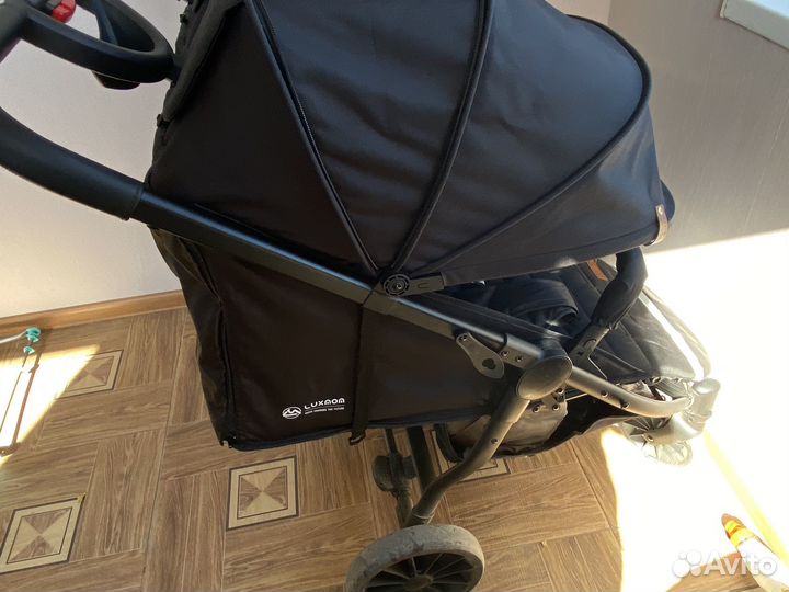 Прогулочная коляска для двойни или погодок