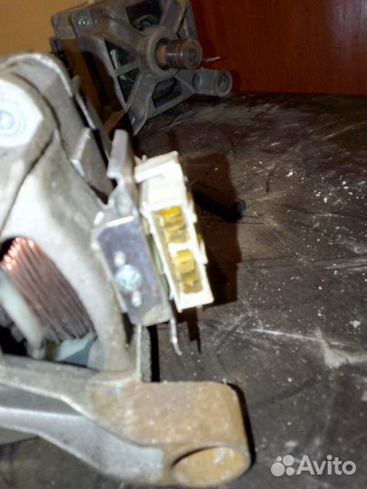 Двигататель стиральной машины