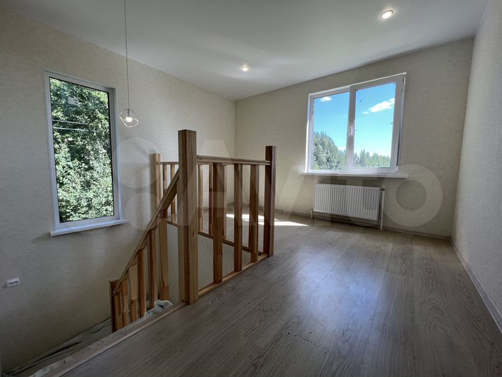 Дом 145 м² на участке 7 сот.