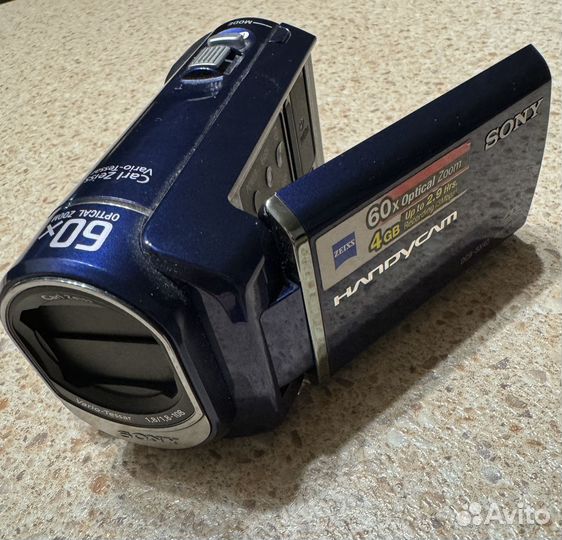 Видеокамера Sony DCR-SX40