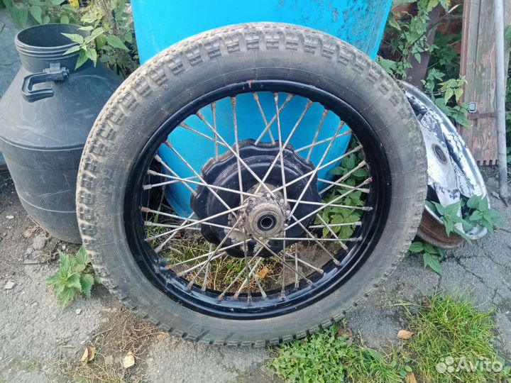 Колесо мотоцикл урал