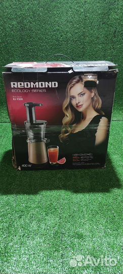 Соковыжималка шнековая redmond RJ-930S