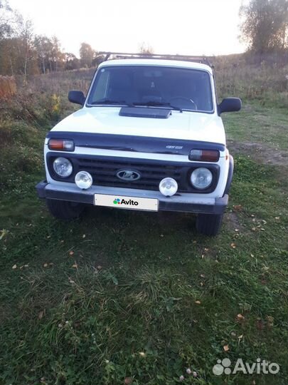LADA 4x4 (Нива) 1.7 МТ, 2013, 140 000 км