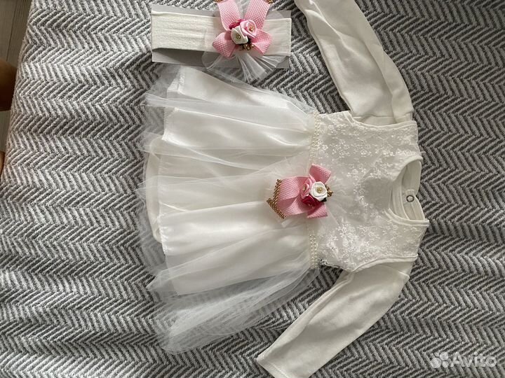 Комплект на выписку для девочки