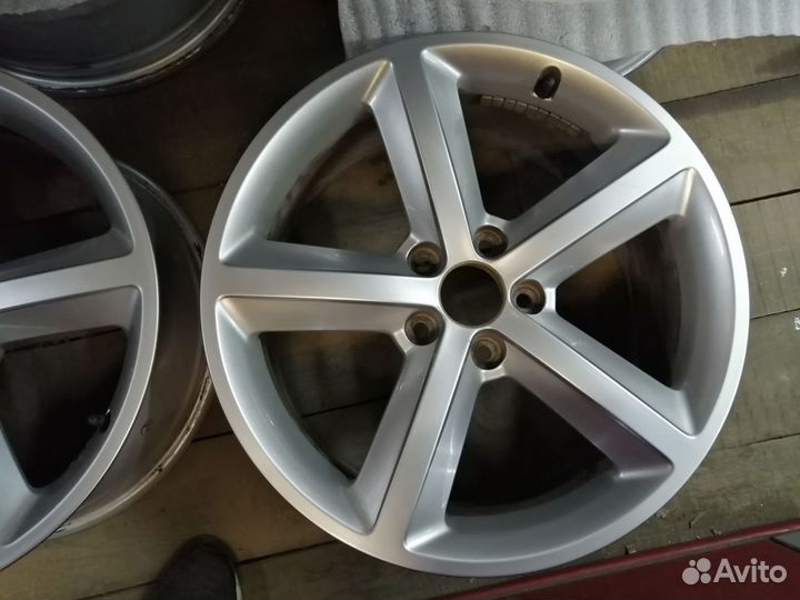 Диски 5x112 R18 8J Et47 Audi A4 (B8) S line