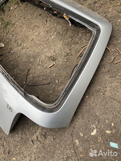 Golf 4 крышка багажника