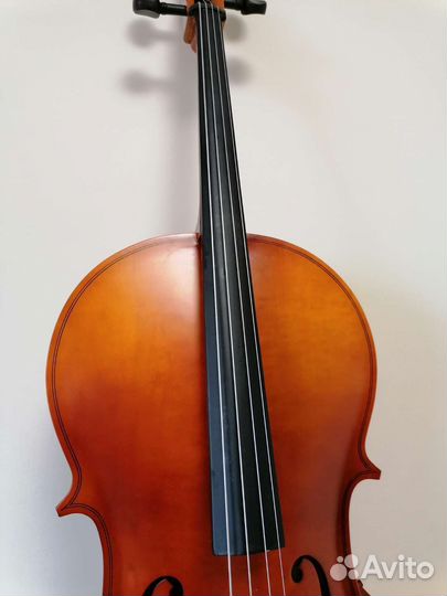 Виолончель 4/4 (косметический дефект)