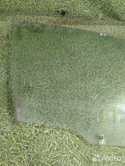 Стекло двери переднее правое Чери Фора А21 2007г