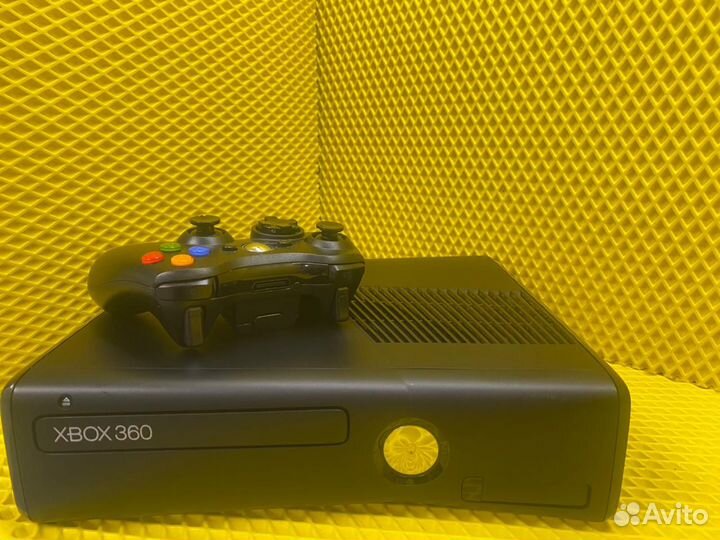 Microsoft Xbox 360 S 250 Гб модель 1439 (пд24)