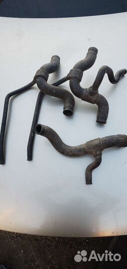 Патрубок охлаждения радиатора Audi A100 C4