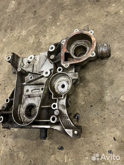 Маслонасос передняя крышка в сборе opel zafira b