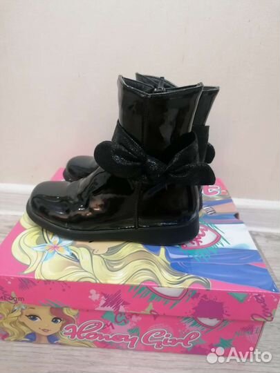 Ботинки на девочку