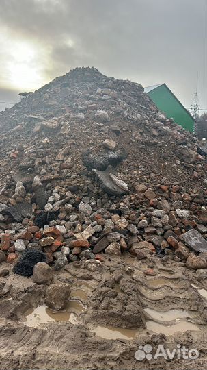 Бой кирпича и бетона