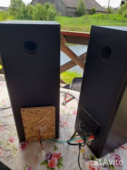 Акустические колонки бу Microlab Solo 3C