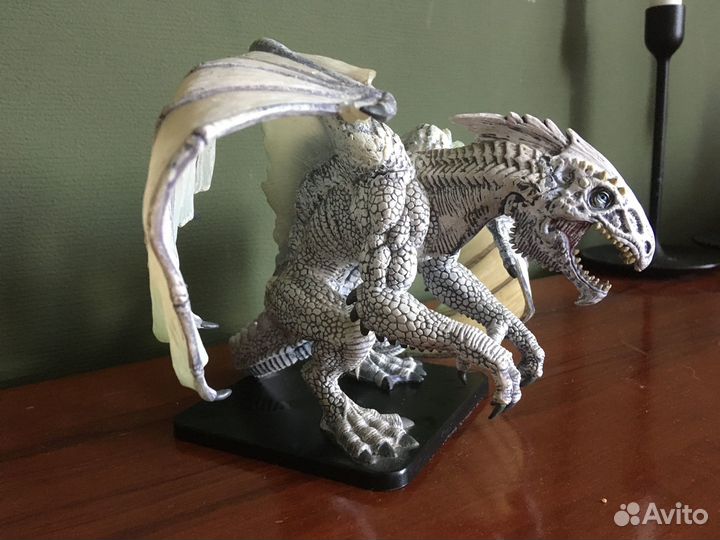 Icingdeath, Gargantuan White Dragon