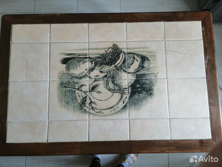 Стол обеденный из массива