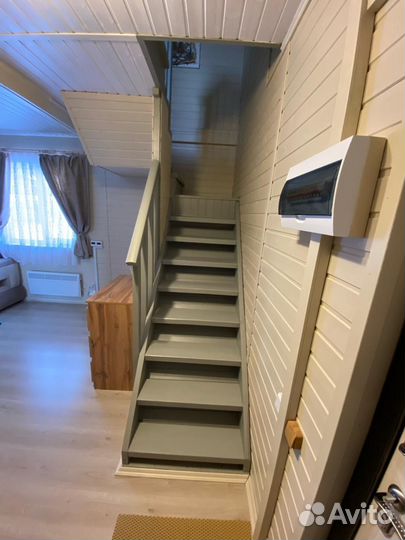 Покраска деревянного дома внутри