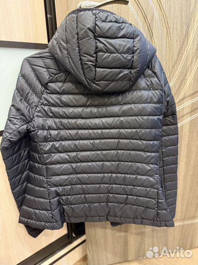 Пуховик женский benetton 42