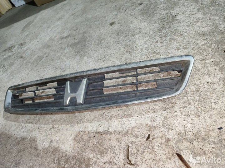Решетка радиатора Honda Civic универсал 1998