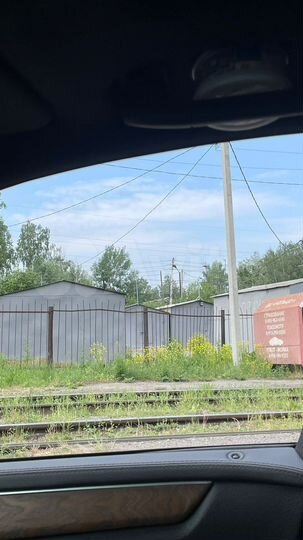 Машиноместо, > 30 м²
