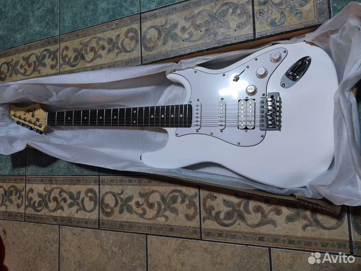 Новая) Колпино. Электрогитара Гитара