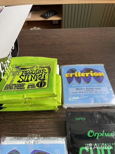 Струны для гитары Elixir / Ernie ball