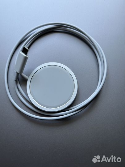 Беспроводная зарядка Magsafe