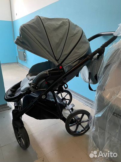 Коляска tutis viva life luxury 2в1