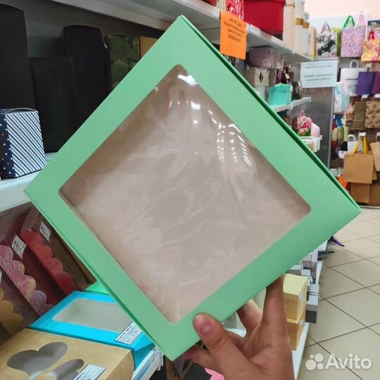 Коробка кондитерская квадрат с окном