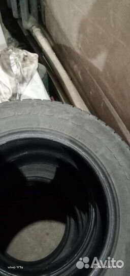 Bridgestone Blizzak DM-V1 215/65 R16