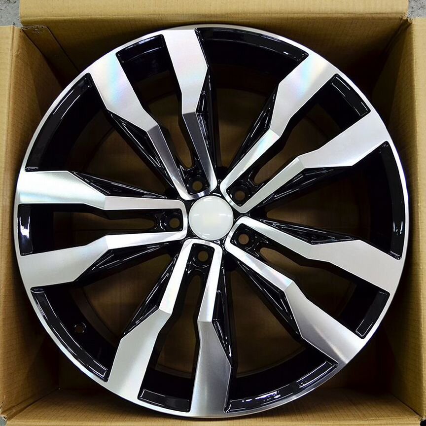 Литые диски Audi 9×R20 5×130