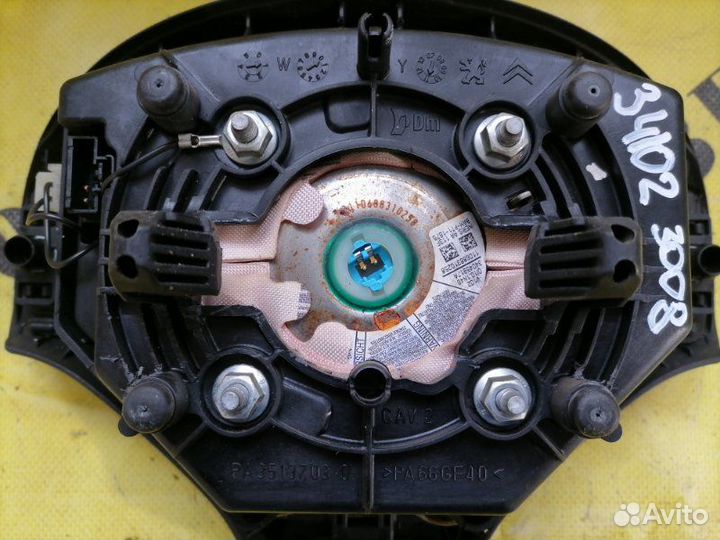 Подушка безопасности в руль (рулевое колесо) SRS