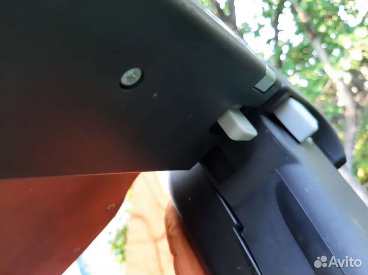 Продам стульчик для кормления Inglesina Италия