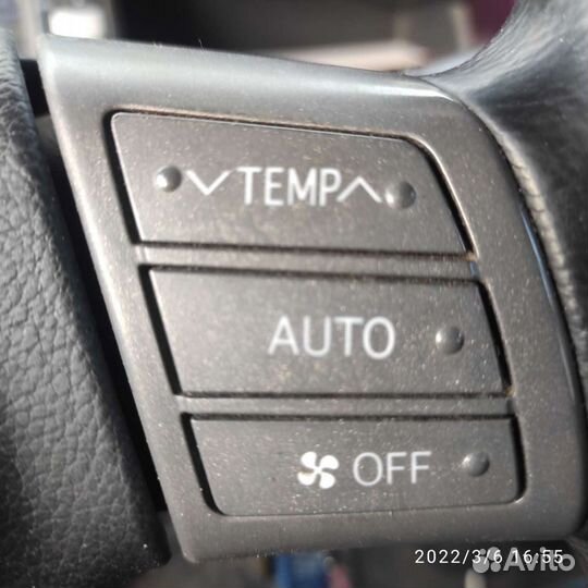 Руль momo Дайхатсу Тойота