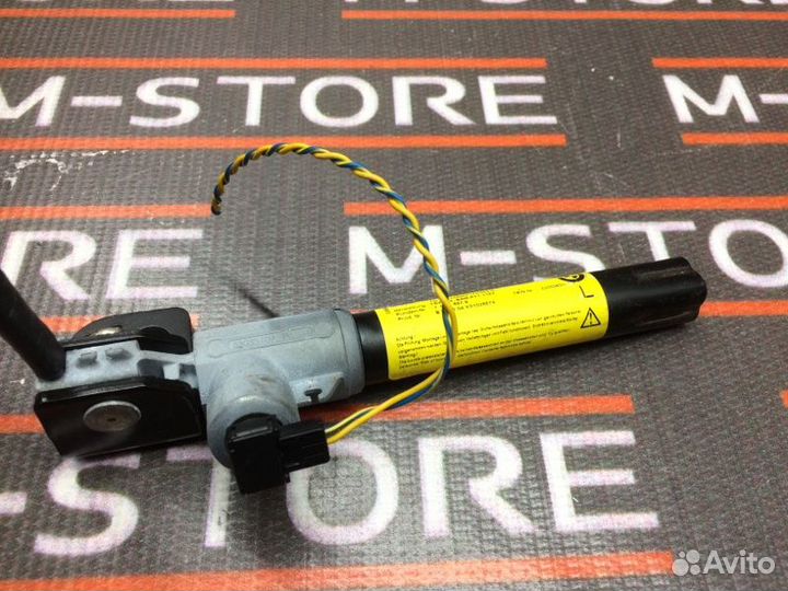 Замок ремня безопасности задний левый Bmw 5-Series