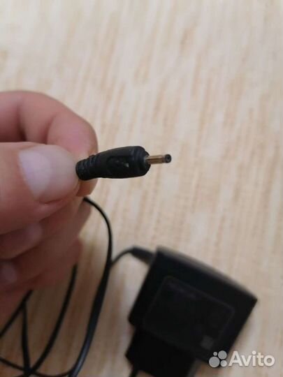 Зарядное устройство