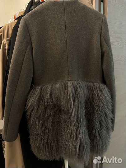 Пальто теплое с мехом