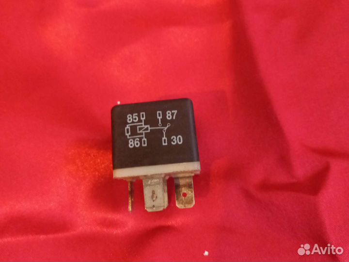 Реле 204 Audi Volkswagen