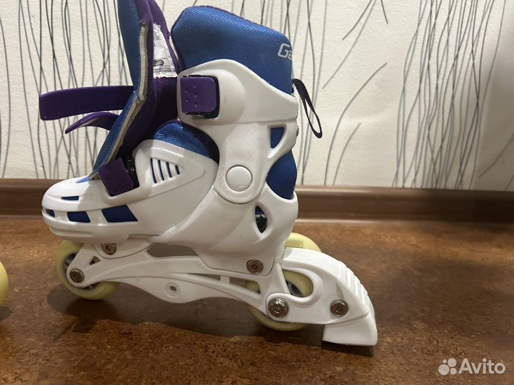 Роликовые коньки