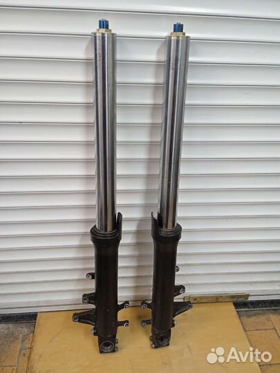 Suzuki gsx r 600 k1-k3. Вилка. Перья