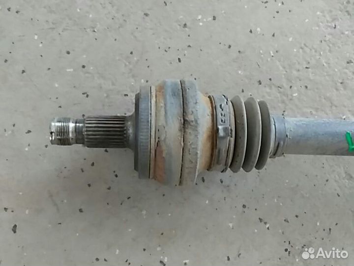 Привод задний правый Mercedes W204 C180