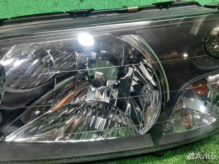 Фара левая Subaru Forester SG/S11 2005