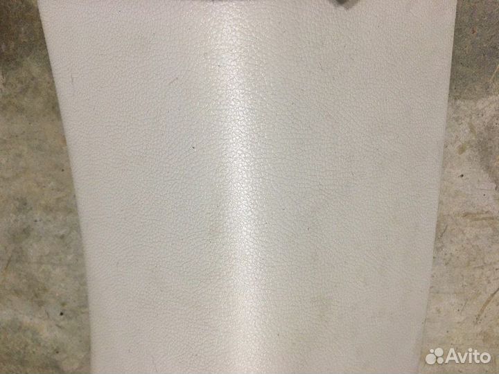 Обшивка стойки задняя левая Skoda Yeti 1.2 CBZ