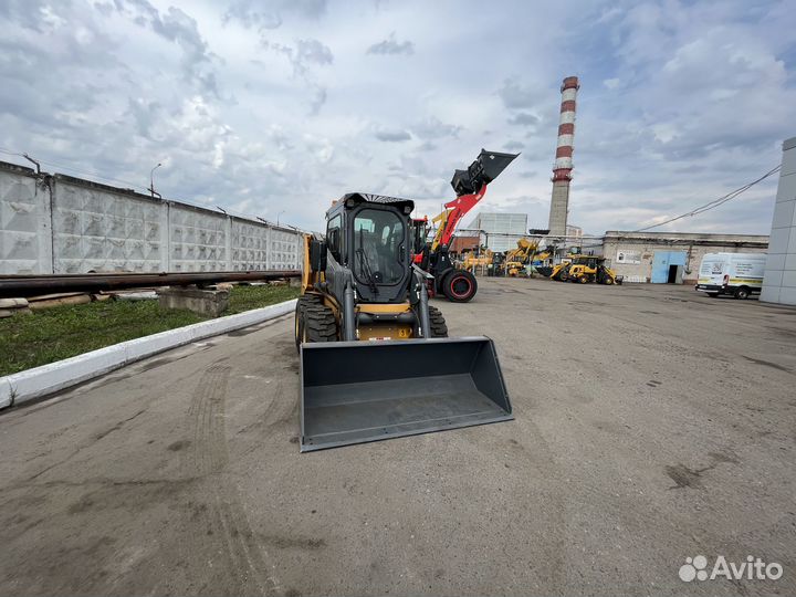 Мини-погрузчик Lonking CDM312, 2023